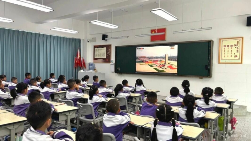 1759052778636016702.jpg 二小.jpg
